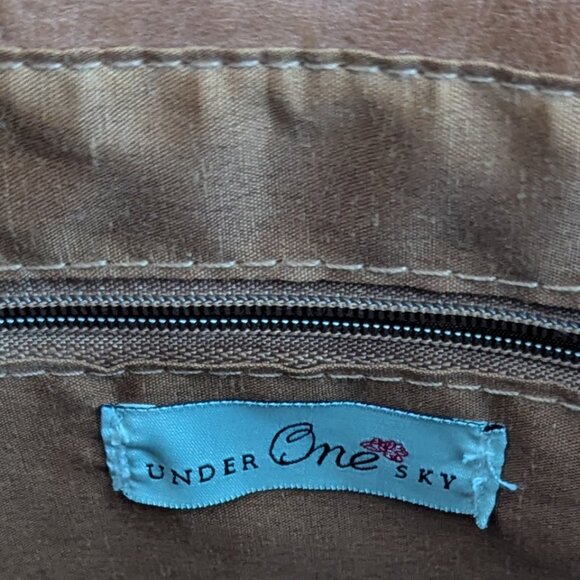 Under One Sky. Multi-color flower print. Soft material. - Picture 3 of 9